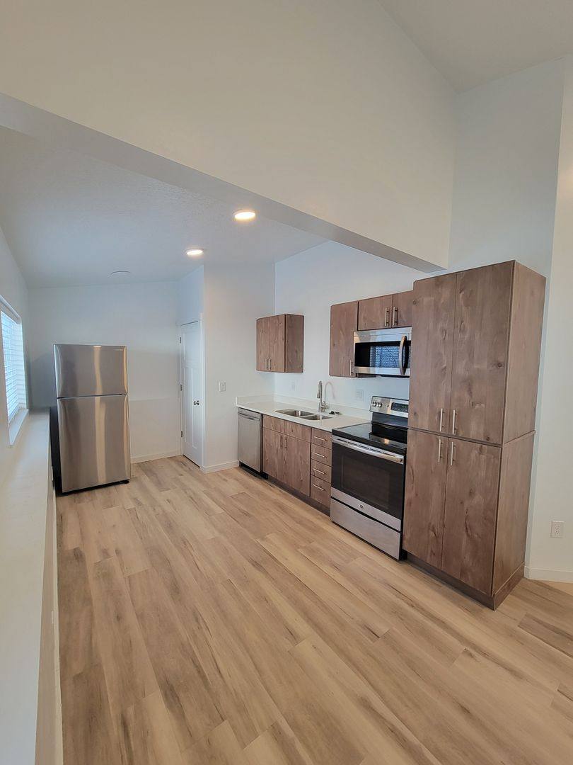 House for rent at 10460 S Godatia Lane, Sandy, UT 84093