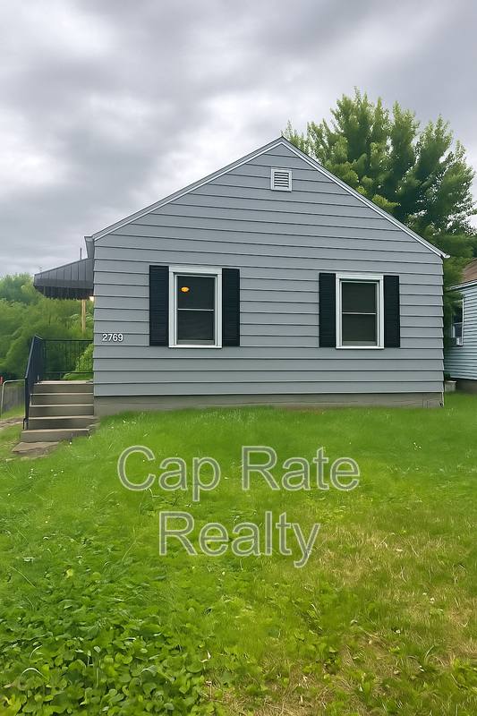 House for rent at 2769 McGuffey Rd, Columbus, OH 43211