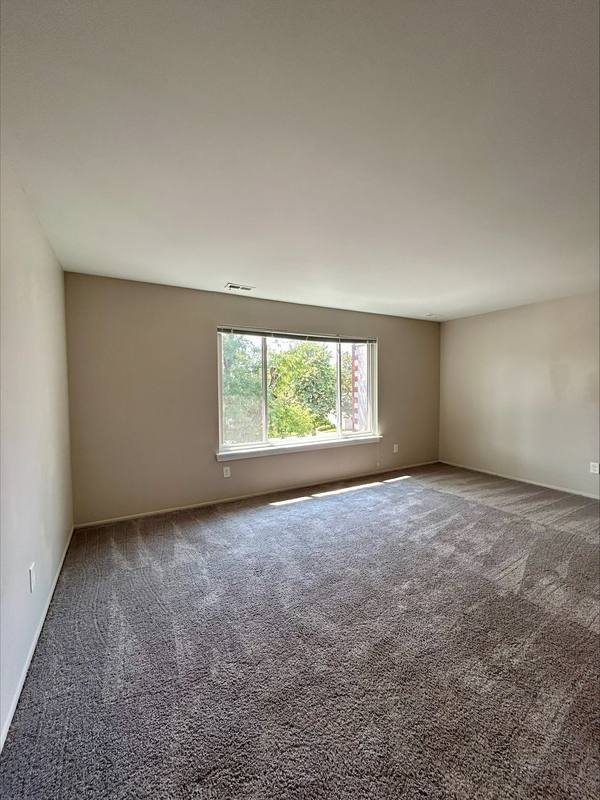 Apartment for rent at 1778 Oak St, Wyandotte, MI 48192