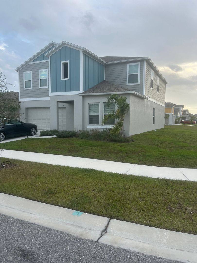 House for rent at 1443 Axel Circle, Winter Haven, FL 33880