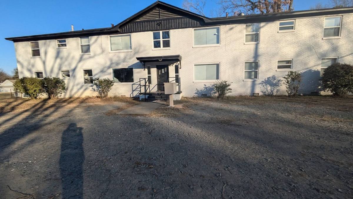 Apartment for rent at 1504 Allen St, North Little Rock, AR 72114