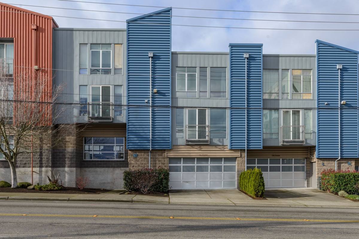 Condo for rent at 2520 S Jefferson Ave, Tacoma, WA 98402