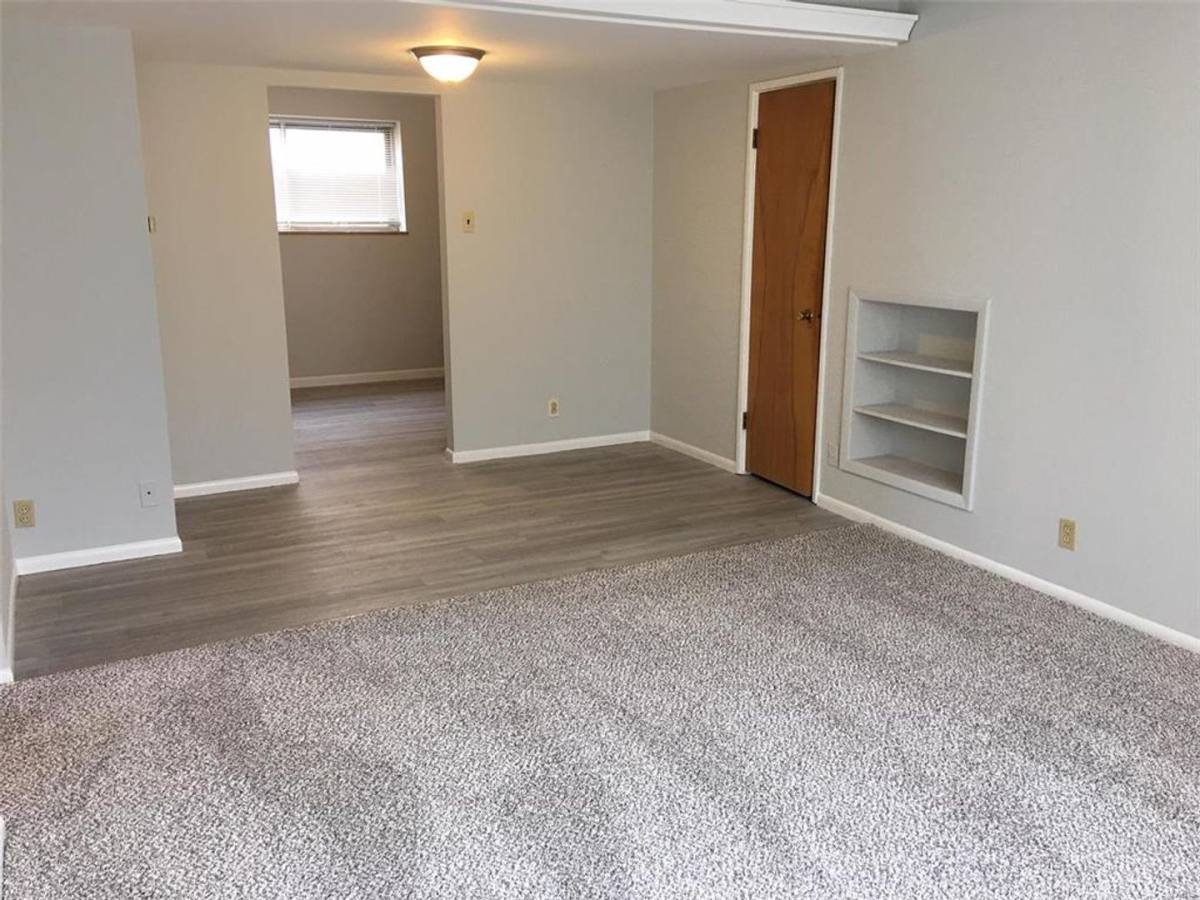 Apartment for rent at 8524 Titchfield Court, Saint Louis, MO 63123