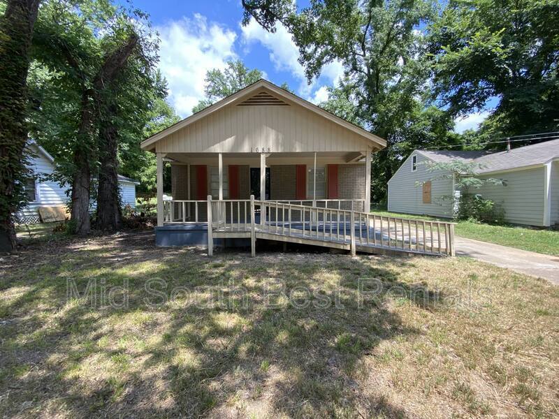 House for rent at 1688 Winston Dr, Memphis, TN 38127