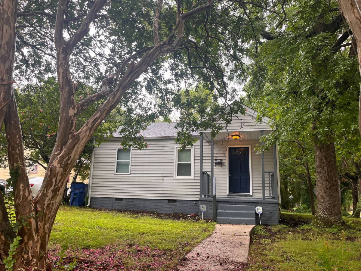 House for rent at 1341 Curfman St, Raleigh, NC 27603