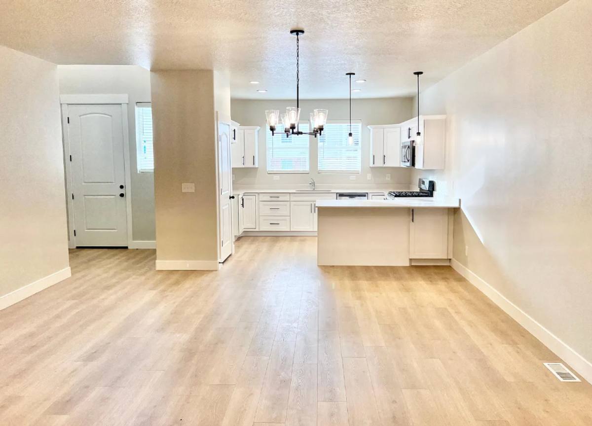 Townhouse for rent at 4156 Hardman Way, Lehi, UT 84043