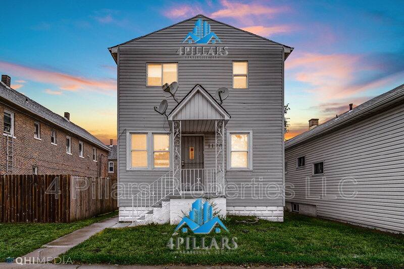 Apartment for rent at 1120 W 150th St #1F, East Chicago, IN 46312