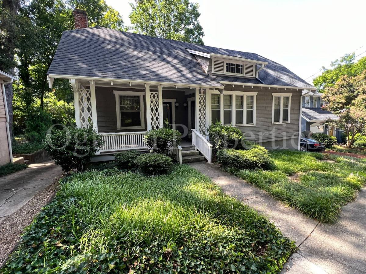 Apartment for rent at 1322 W First St, Winston Salem, NC 27101