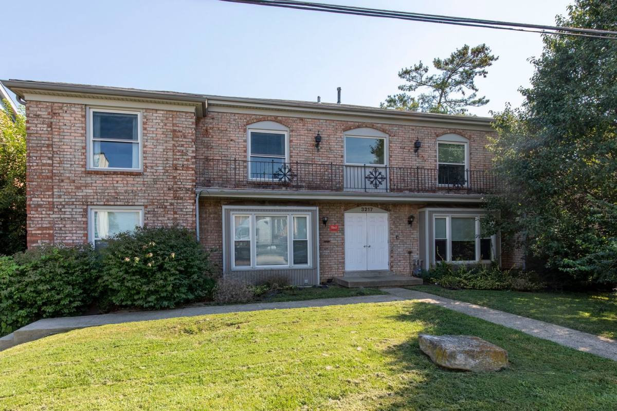 Apartment for rent at 3217 Kemmons Dr, Louisville, KY 40218