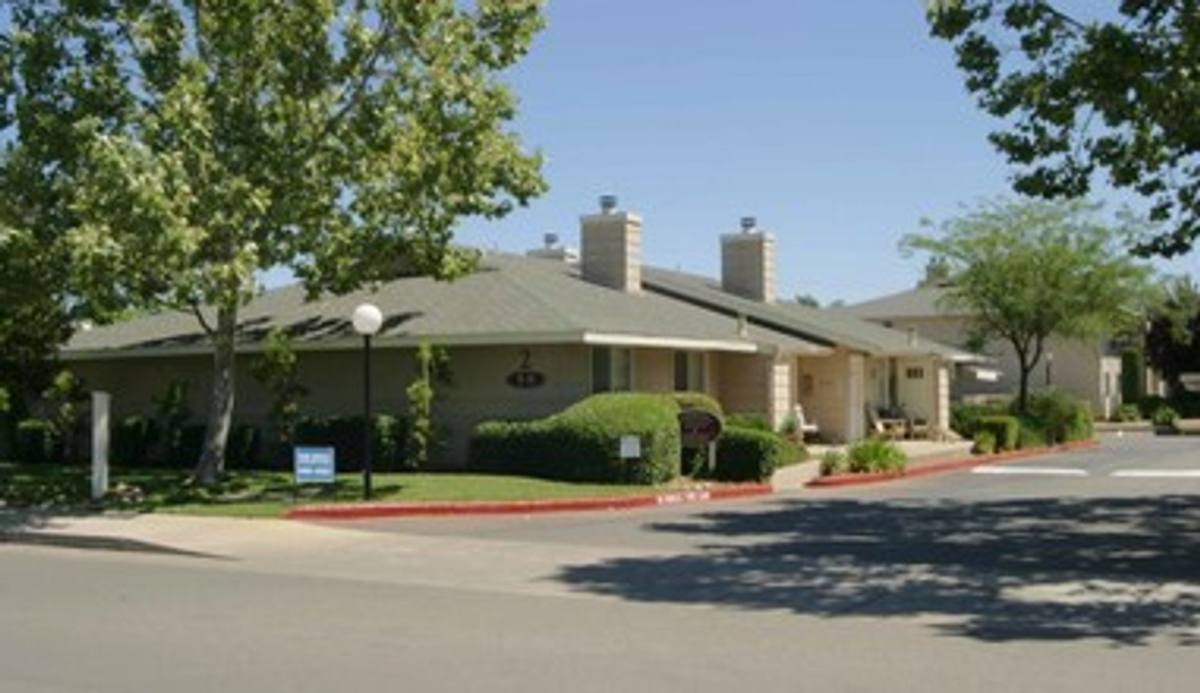 Apartment for rent at 9621 Webb St, Elk Grove, CA 95624