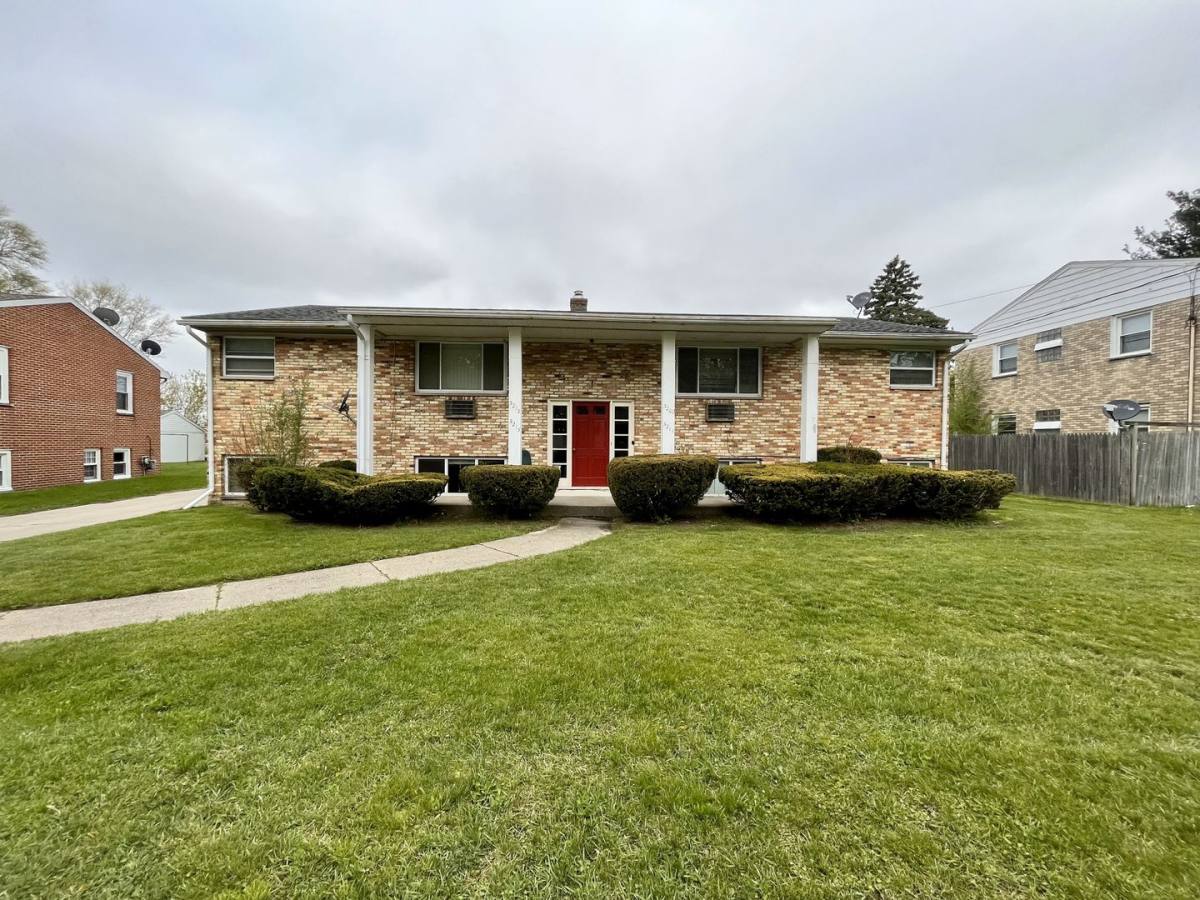Apartment for rent at 3209 Marshall Ave SE, Grand Rapids, MI 49508