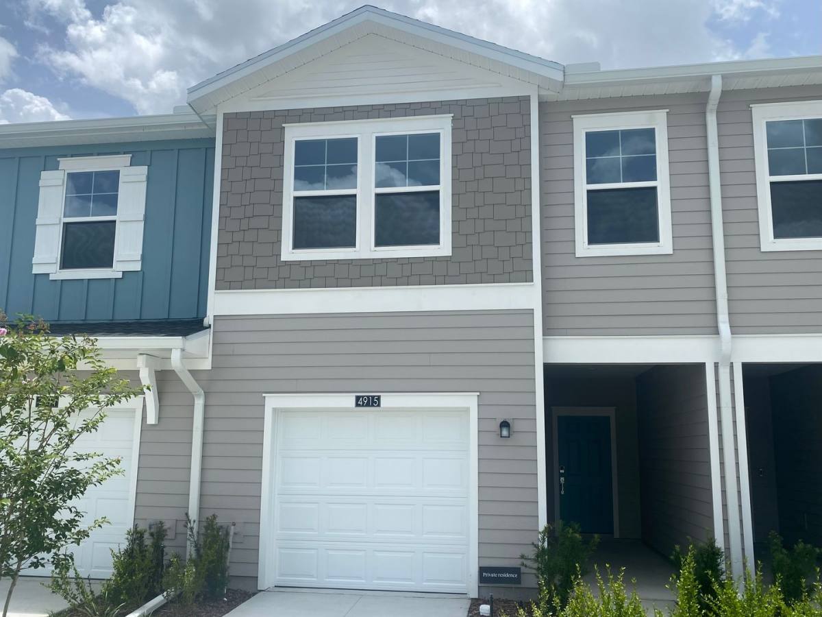 Townhouse for rent at 4915 SW 81st Loop, Ocala, FL 34476