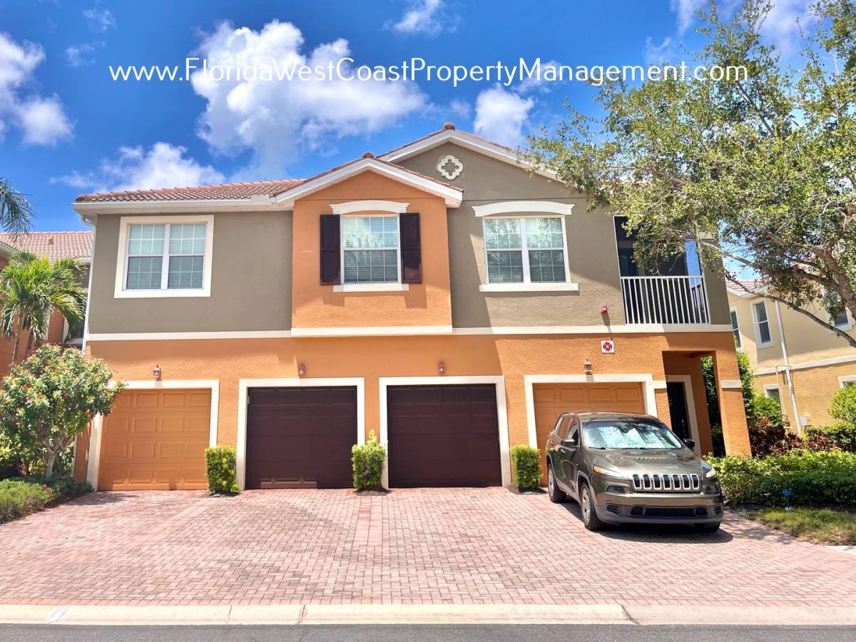 Condo for rent at 7859 Moonstone Dr, Sarasota, FL 34233