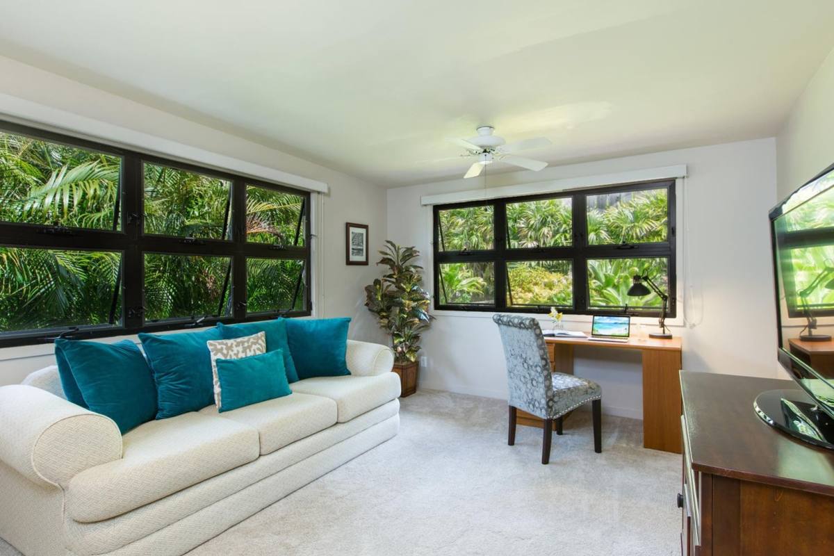 House for rent at 4980 Poola St, Honolulu, HI 96821