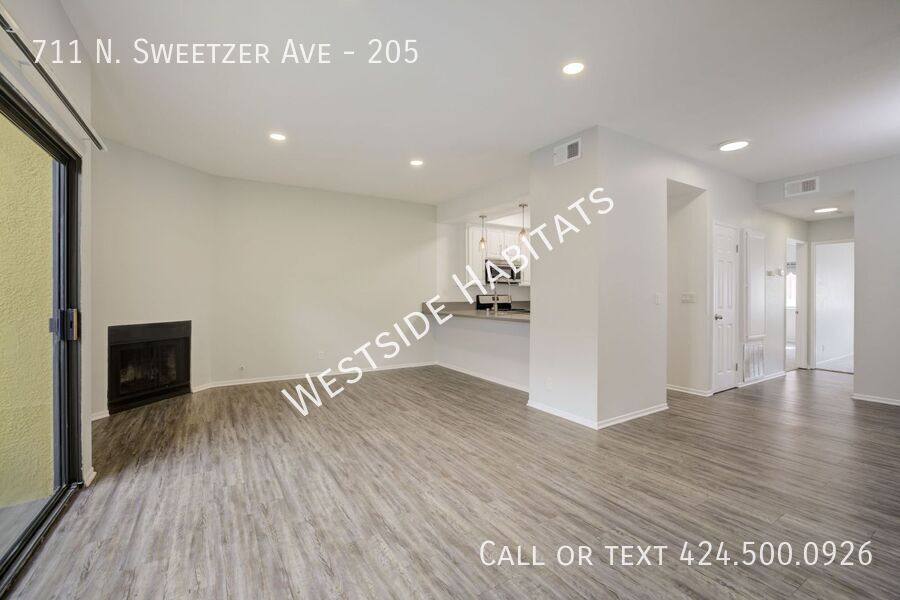 Apartment for rent at 711 N Sweetzer Ave #205, West Hollywood, CA 90069