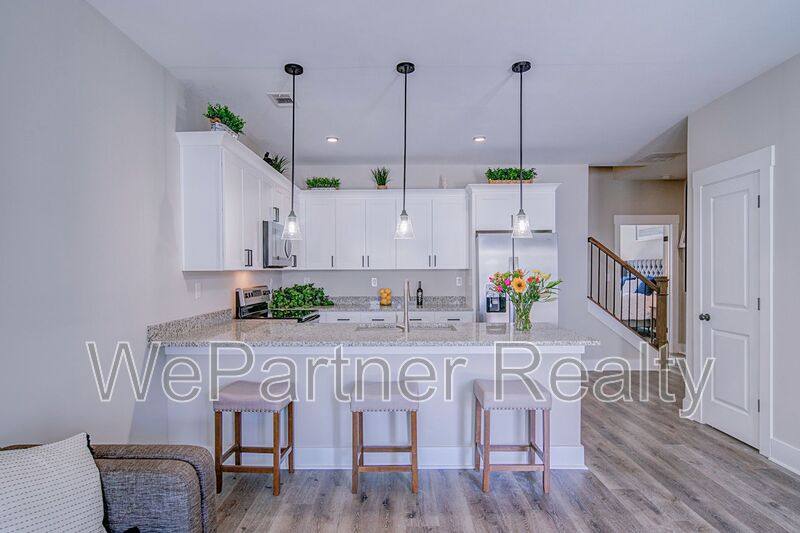 Townhouse for rent at 6 N Rim Dr, Jasper, GA 30143