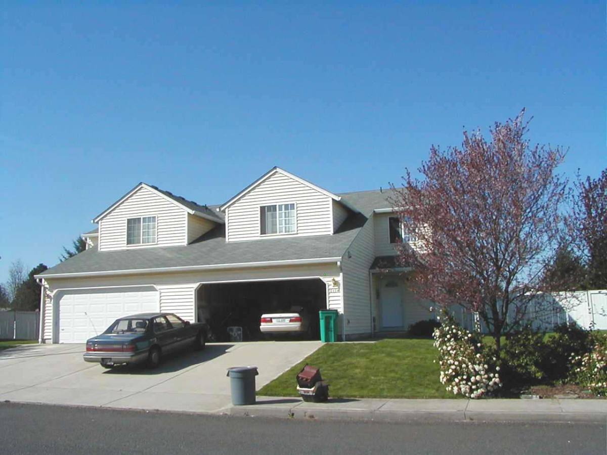 Apartment for rent at 16404 NE 9th Way, Vancouver, WA 98684