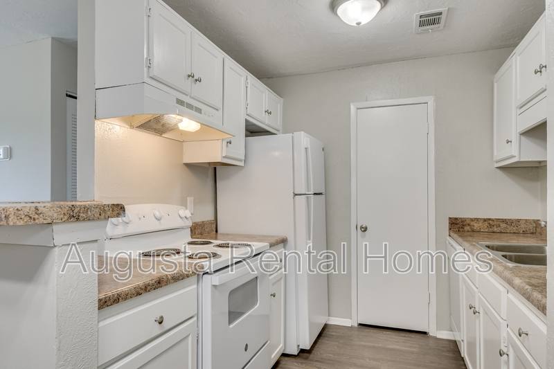 Apartment for rent at 2515 Center W Parkway #3G, Augusta, GA 30909