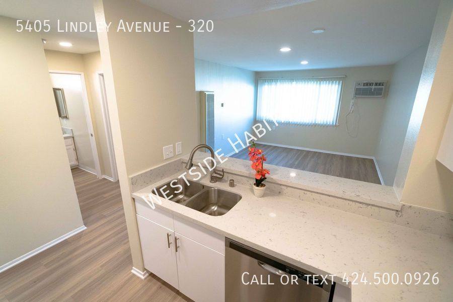 Apartment for rent at 5405 Lindley Ave, Tarzana, CA 91356