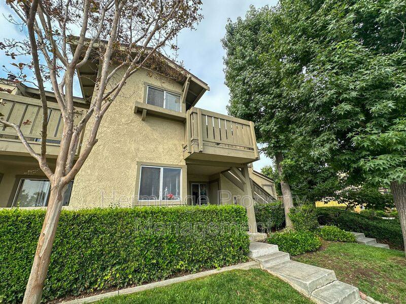 Condo for rent at 23 Rockwood, Irvine, CA 92614