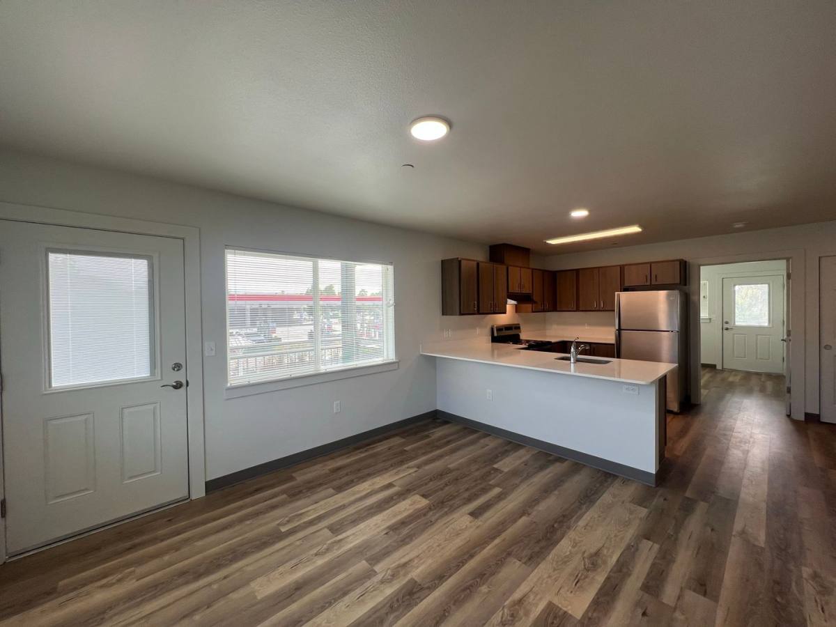 Apartment for rent at 1866 5th St, Springfield, OR 97477