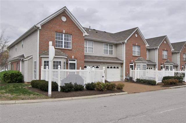 Townhouse for rent at 400 Bembridge Lane, Franklin, TN 37069