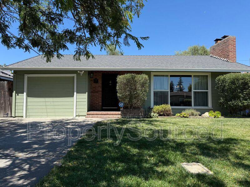 House for rent at 1251 Middlefield Ave, Stockton, CA 95204