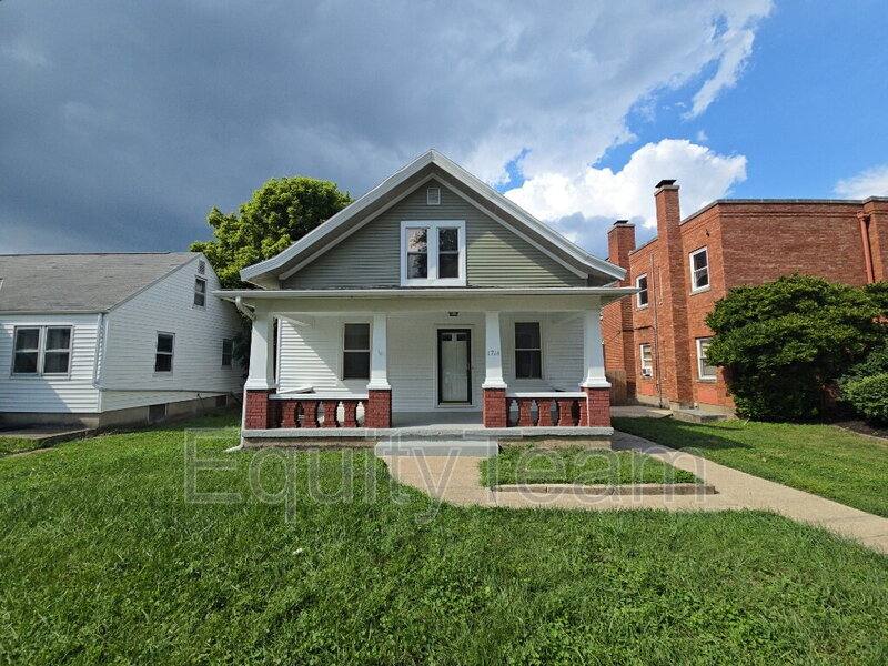 House for rent at 1716 Cedar Ave, Cincinnati, OH 45231