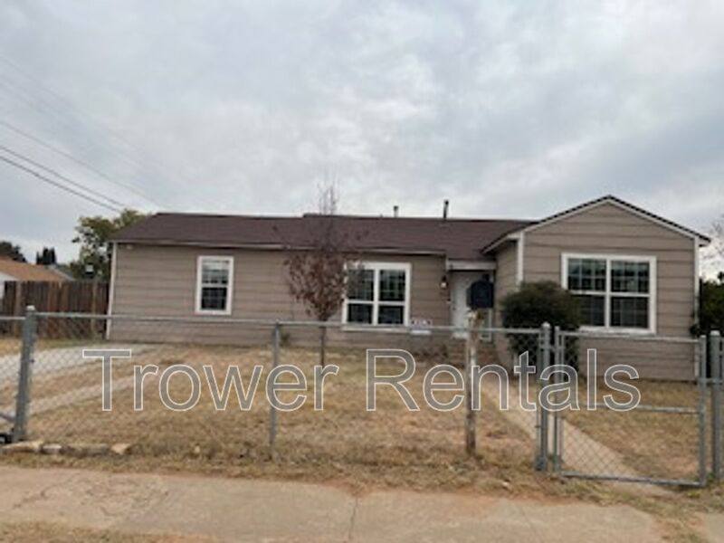 House for rent at 1320 Whitaker Ave, Odessa, TX 79763