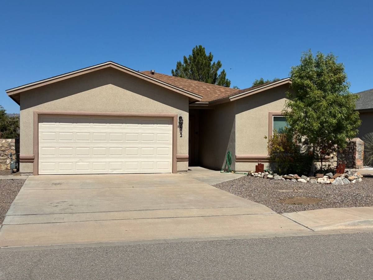 House for rent at 5602 England Dr, Sunland Park, NM 88063
