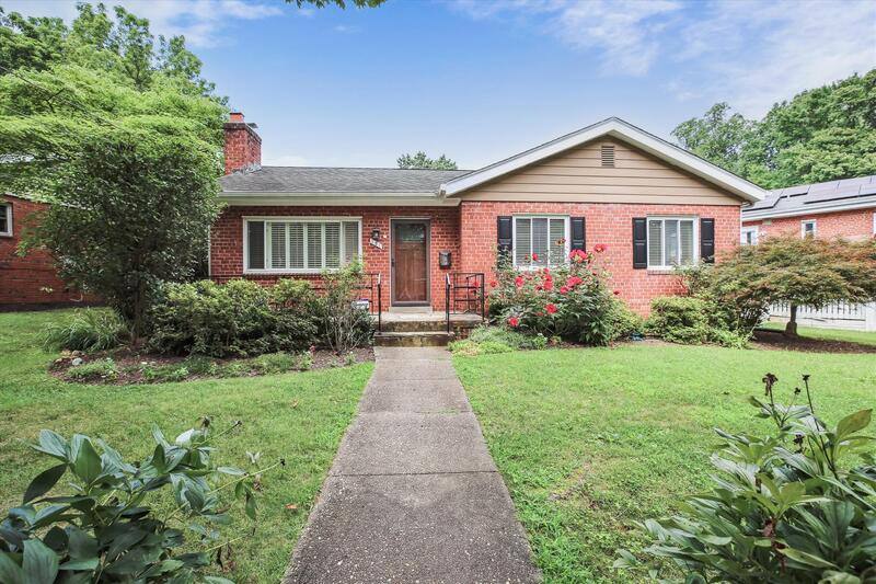 House for rent at 121 Fleetwood Terrace, Silver Spring, MD 20910