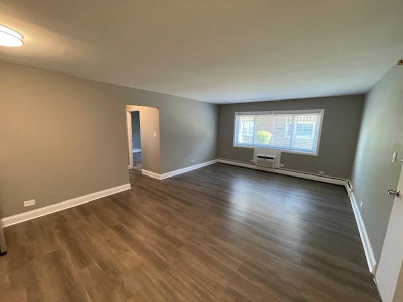 Apartment for rent at 3 N Dryden Place #3-3C, Arlington Heights, IL 60004