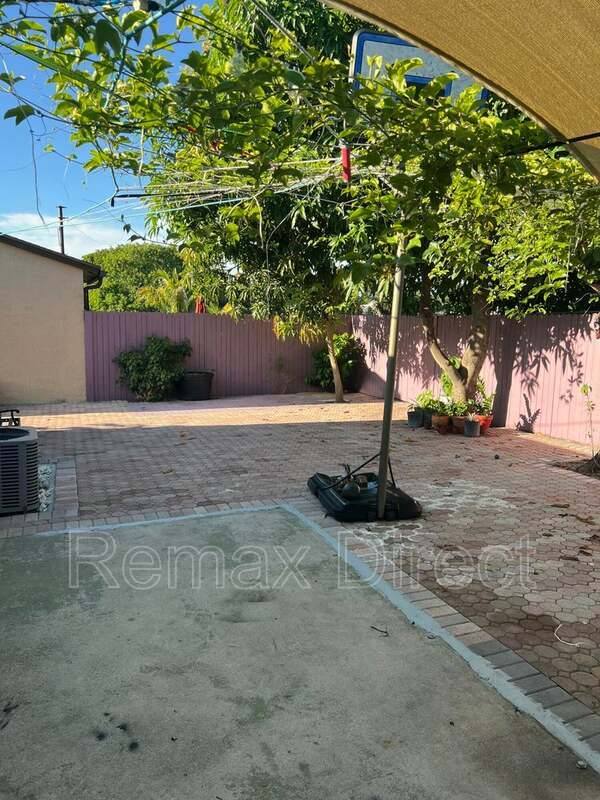 House for rent at 5112 Cornell Walk, Lake Worth, FL 33463