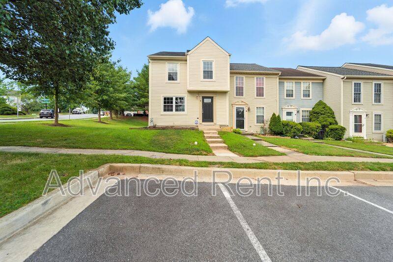 Townhouse for rent at 1 Jack Pine Place, Nottingham, MD 21236