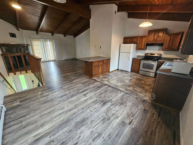Townhouse for rent at 411 Oklahoma St #2, Anchorage, AK 99504