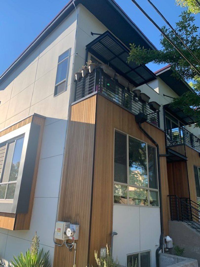 House for rent at 103 Martin Luther King Jr Way, Seattle, WA 98122