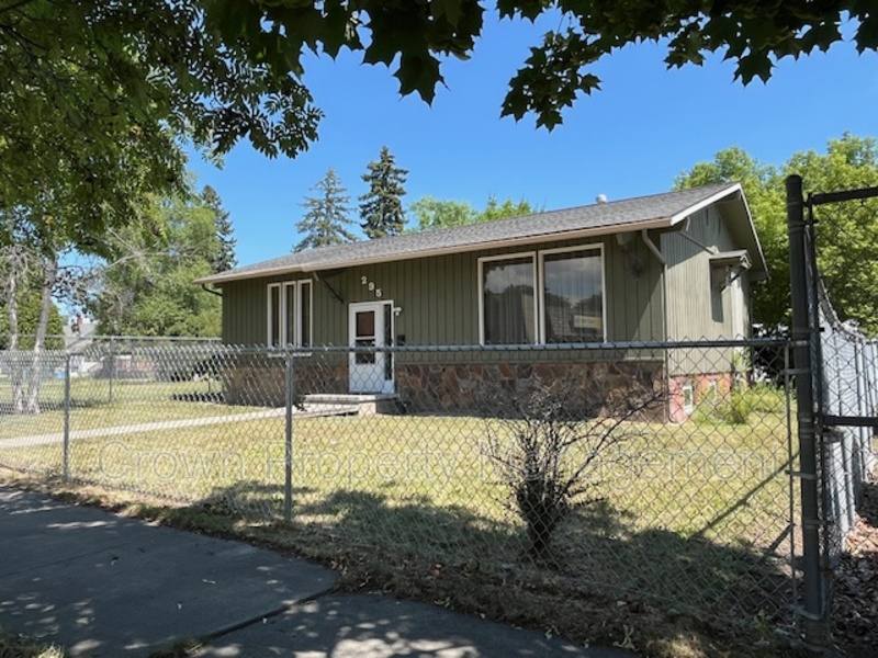 House for rent at 295 4th Ave W N, Kalispell, MT 59901