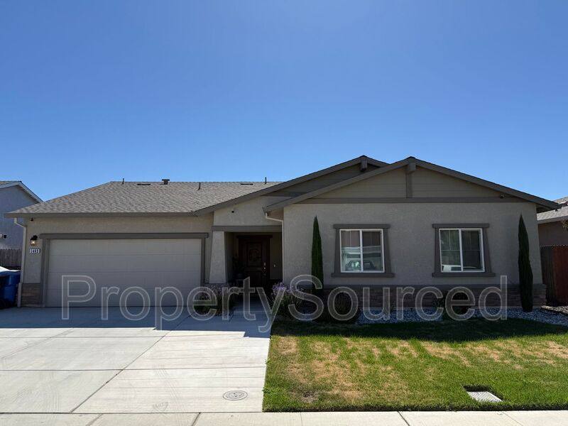 House for rent at 1482 Crimson Lane, Manteca, CA 95336