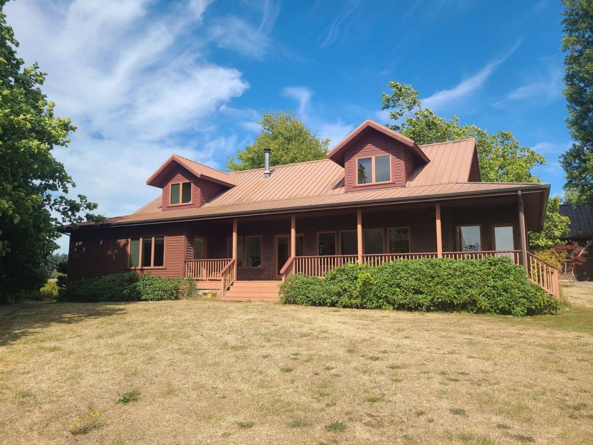 House for rent at 1067 Douglas Rd, Friday Harbor, WA 98250