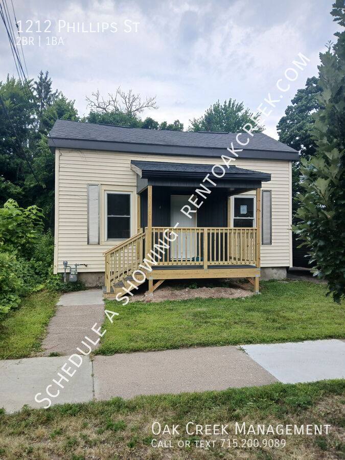 Apartment for rent at 1212 Phillips St, Stevens Point, WI 54481