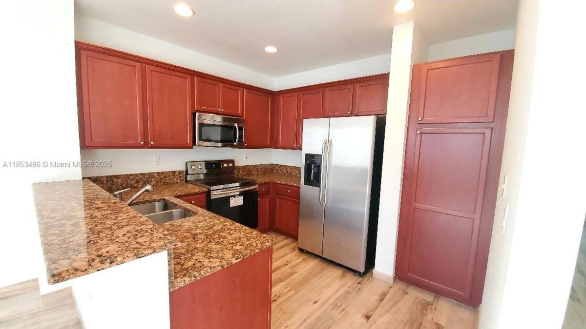 House for rent at 265 Las Brisas Circle, Fort Lauderdale, FL 33326