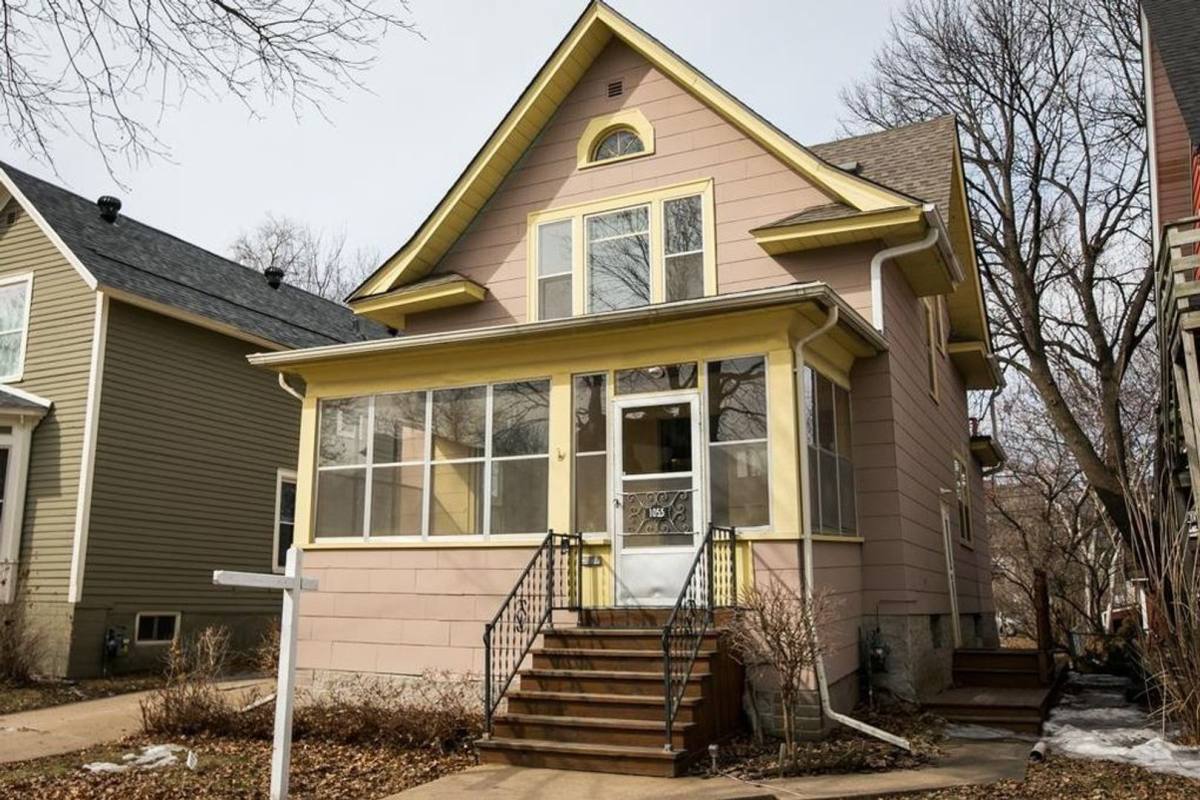 House for rent at 1055 17th Ave SE, Minneapolis, MN 55414