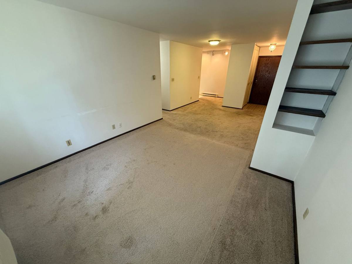 Apartment for rent at 425 E Henry Clay St, Milwaukee, WI 53217
