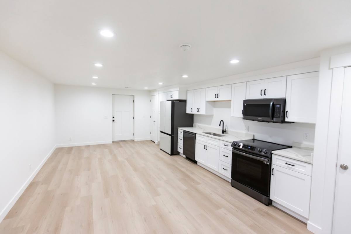 Apartment for rent at 1062 N Highpass Dr, Saratoga Springs, UT 84045