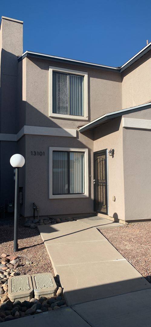 Townhouse for rent at 9111 E Broadway #101, Tucson, AZ 85710