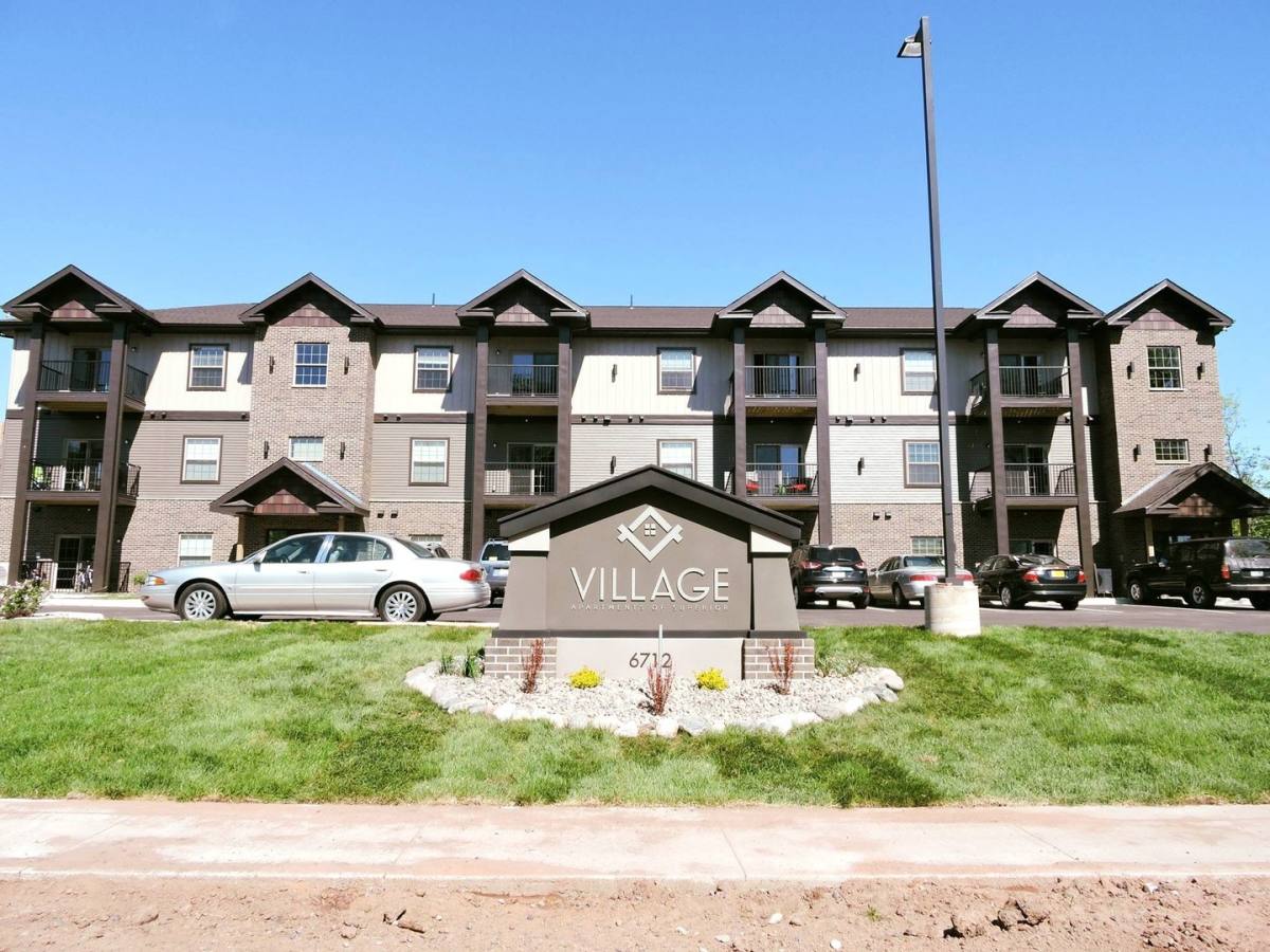 Apartment for rent at 6712 Tower Ave, Superior, WI 54880