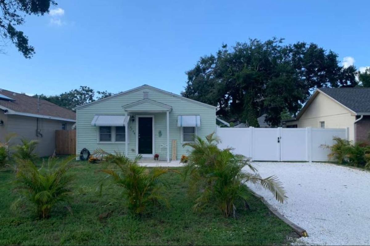 House for rent at 5706 18th Ave S, Saint Petersburg, FL 33707