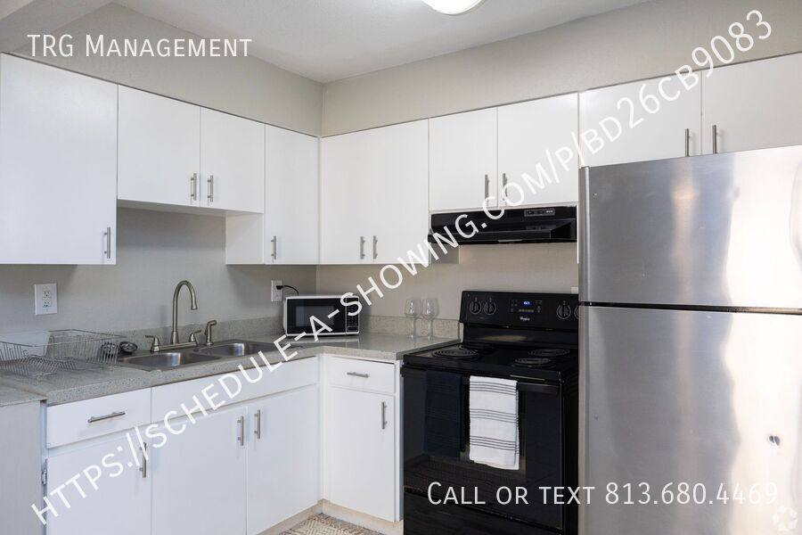Townhouse for rent at 2010 E 148th Ave #4, Lutz, FL 33549