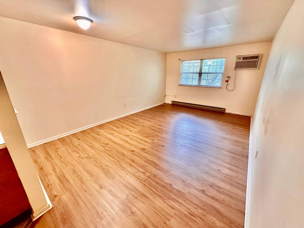 Apartment for rent at 346 S Saint George, Allentown, PA 18104