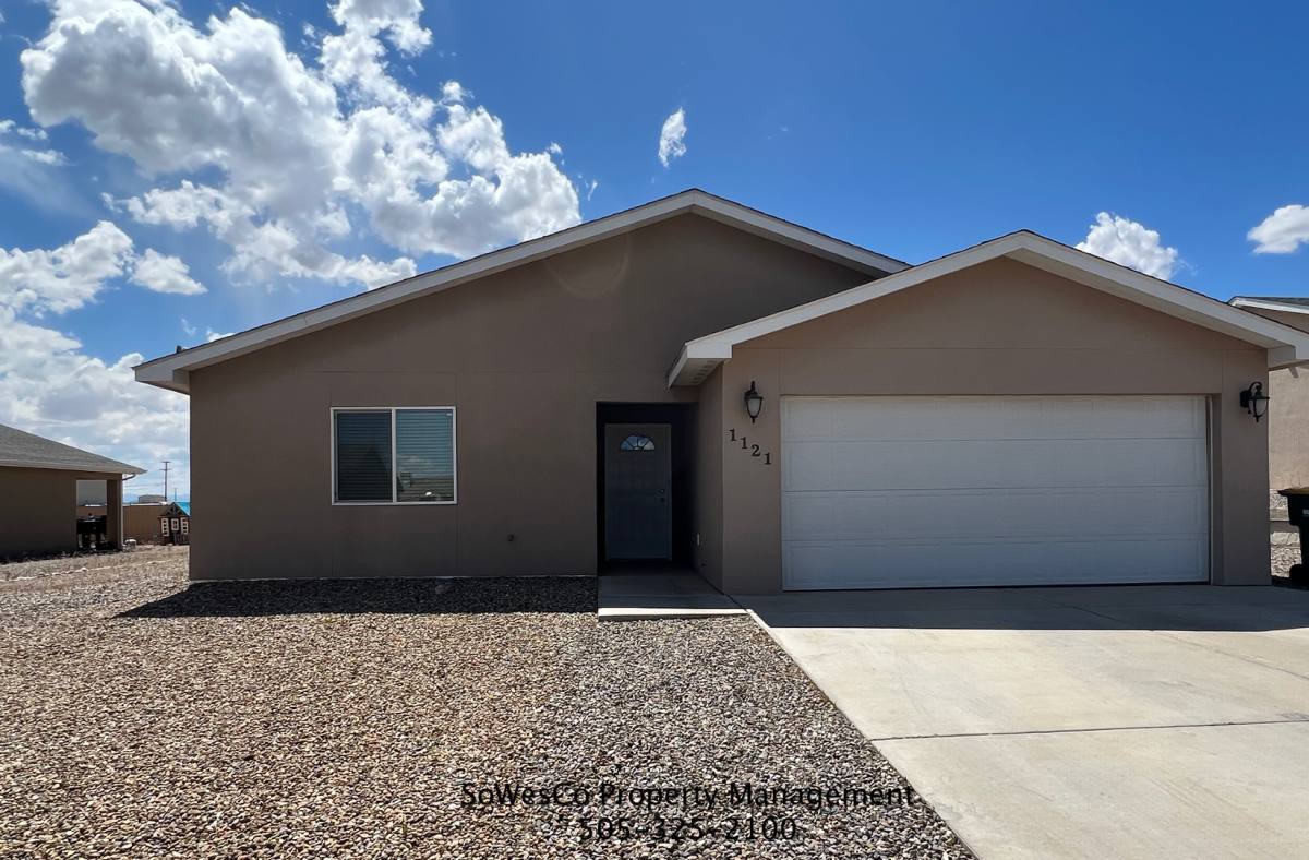 House for rent at 1121 Little Rabbit Dr, Farmington, NM 87401